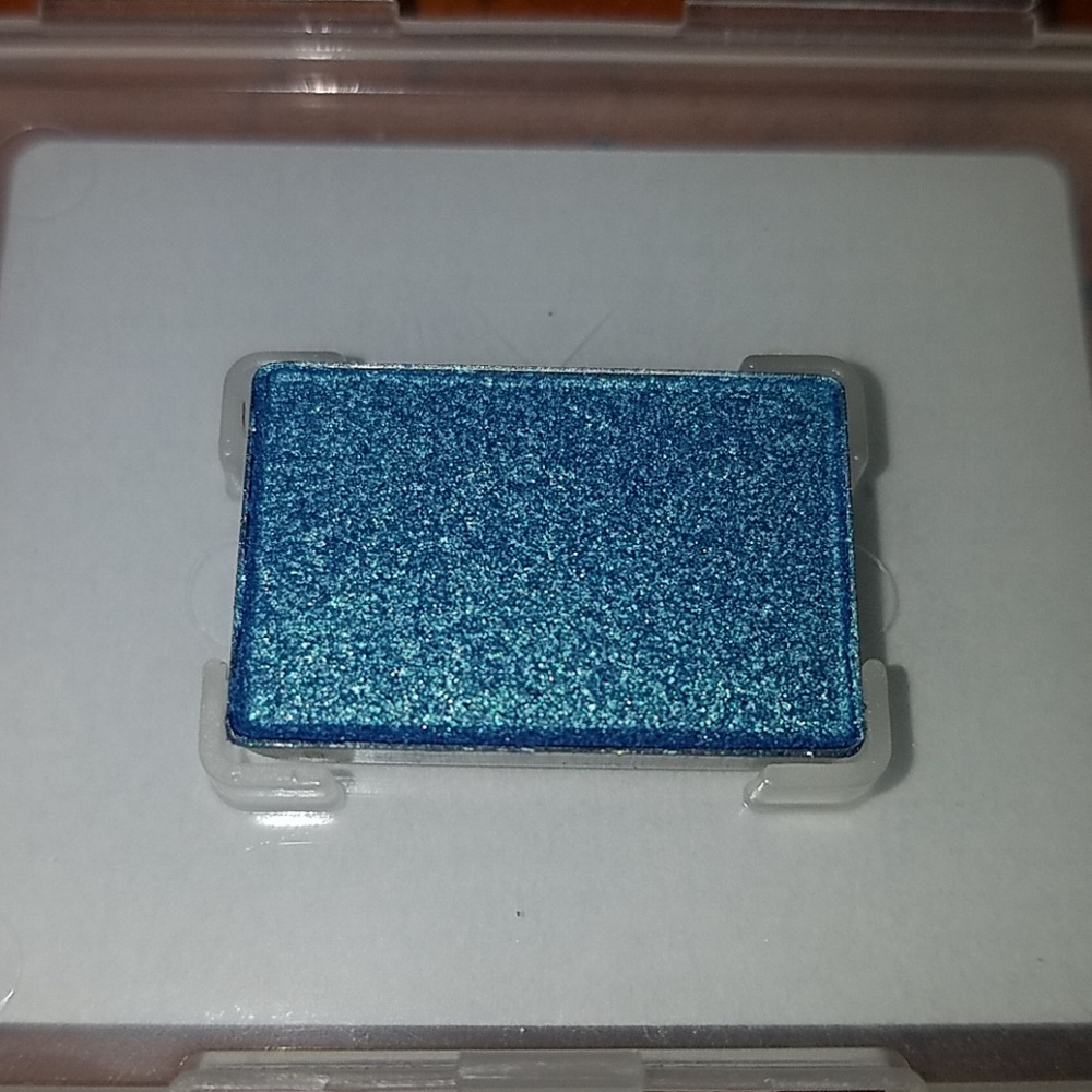 Mineral eyeshadow